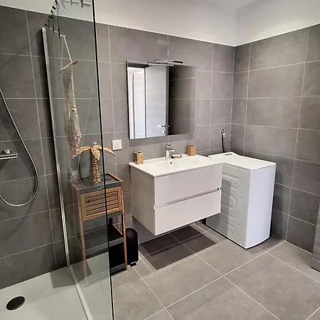 4 Pers - Comforts - Sea And Mountain View Apartament Lumio (Corsica)