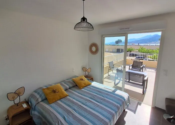 4 Pers - Comforts - Sea And Mountain View * 卢米奥